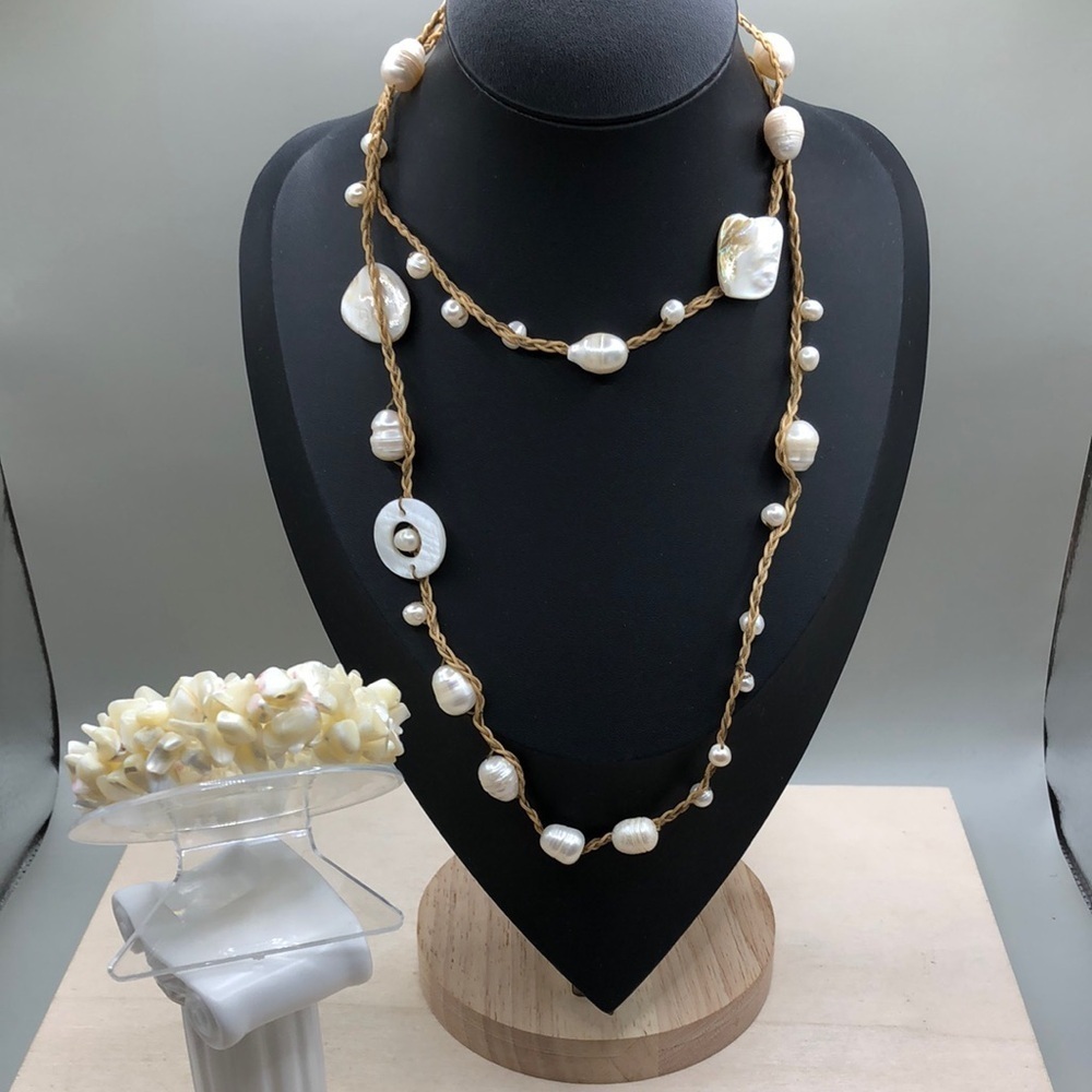 J.Jill corded mother of pearls and pearl beads long necklace free bracelet boho